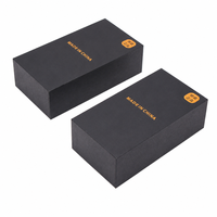 Boîte d'emballage pour smartphone haut de gamme, personnalisée, écologique, recyclable, papier texturé spécial, estampage or de luxe, style minimaliste