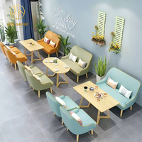Ensemble de table et de chaises de café, salon de thé, restaurant, style nordique moderne, revêtement en cuir multicolore, mobilier de salle à manger, canapé