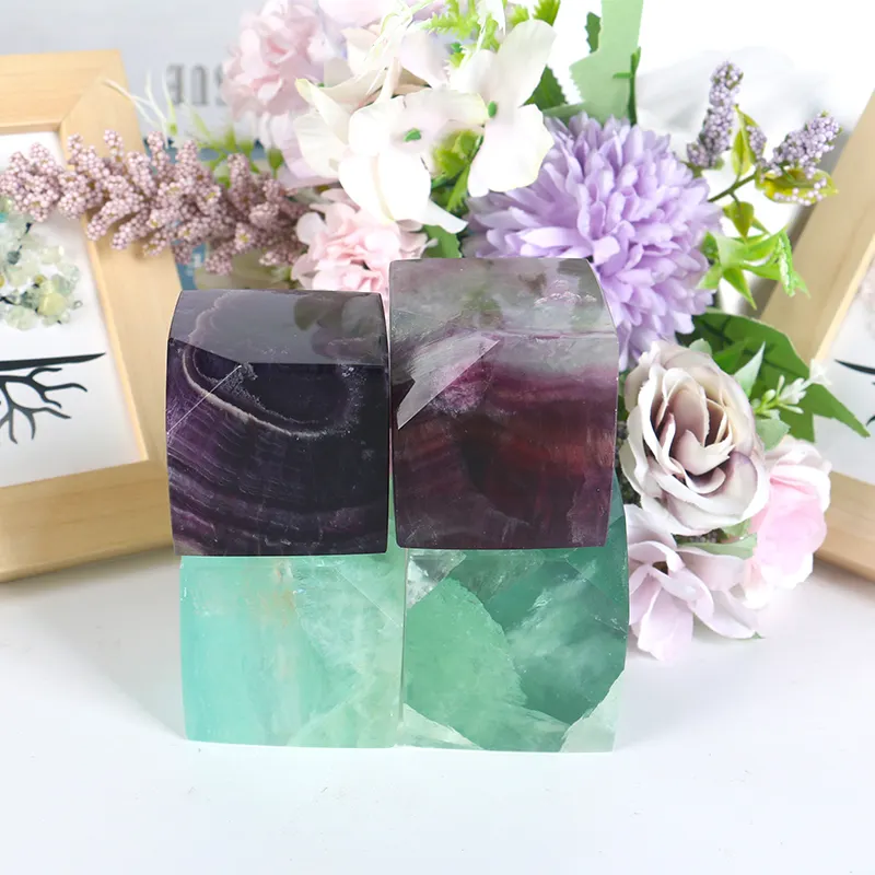 Vente en gros Bloc de fluorite vert violet sculpté à la main en cristal naturel sculpté pour les décorations