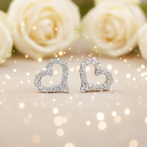 ต่างหูรูปหัวใจสีขาวทอง เงินแท้ 925 ชุบโรเดียม ประดับคริสตัลไรน์สโตน ตัวเรือนแบบกรงเล็บ ดีไซน์โรแมนติก สำหรับผู้หญิง สวมใส่ได้ทุกวัน - Product Image 2