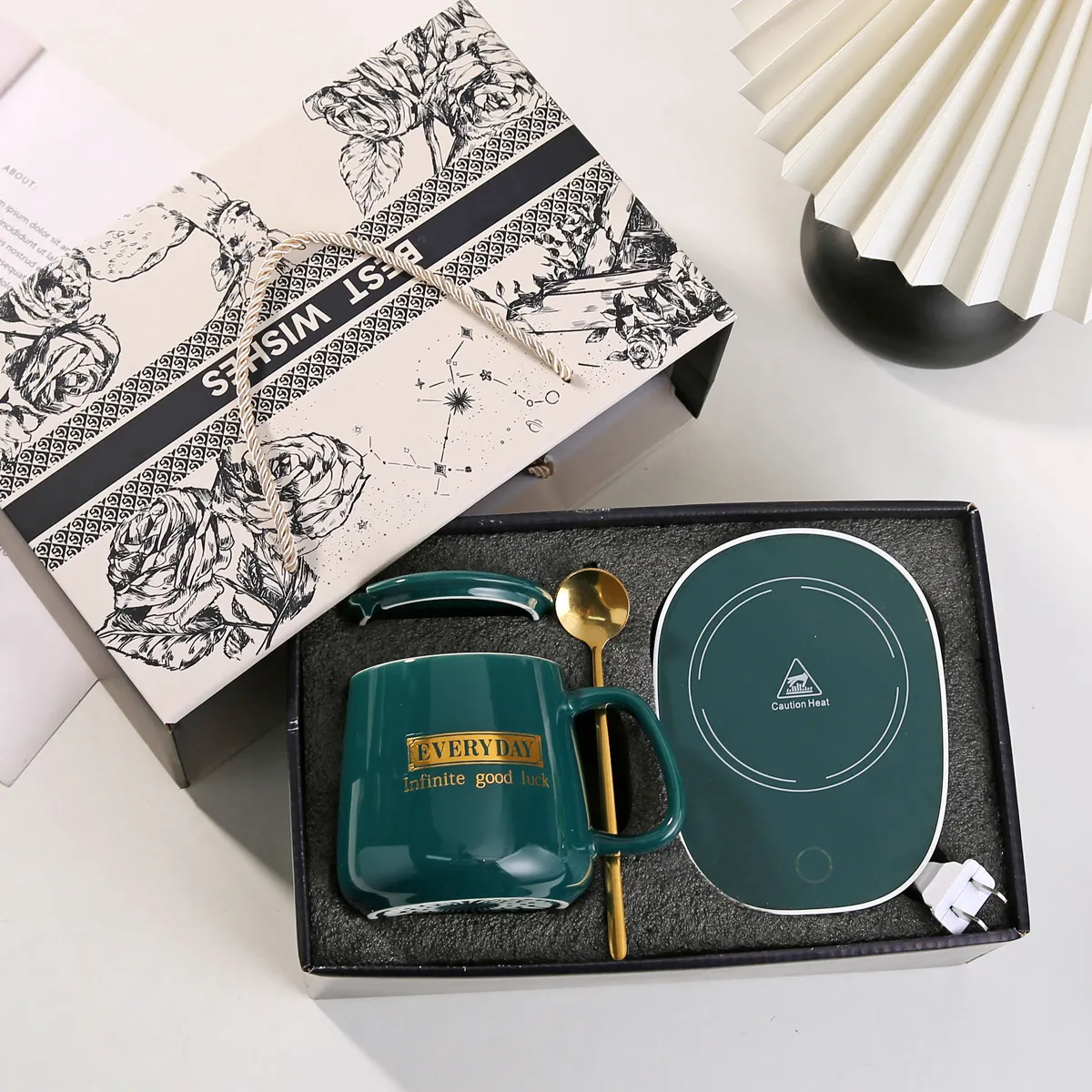 Coffret cadeau de Offre Spéciale coussin chauffant pour tasse contrôle de la température tasse à café chauffante avec logo personnalisé cadeau de mariage pour les invités