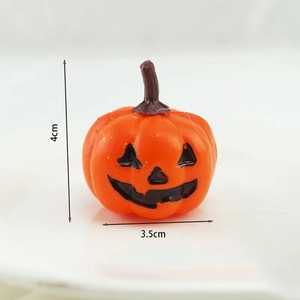 12 pièces de décorations artificielles en forme de citrouille, légumes d'automne simulés, décorations oranges, sculptures de citrouilles miniatures pour la remise des diplômes, Thanksgiving et Noël - Product Image 5