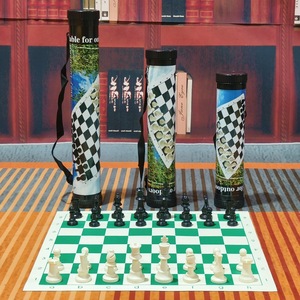 Beecomely BG-<span class=keywords><strong>CHESS</strong></span> スクエアコーナー小型ポータブルロールチェス PVC 手作り折りたたみボード黒白立体ピース - Product Image 4