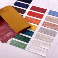 Tissu de cuir d'ameublement à texture crocodile personnalisé cuir recyclé pour meubles et sacs avec différents supports