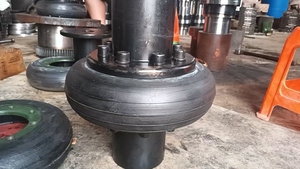 Accouplement de pompe à eau à anneau élastique en caoutchouc de type LAF pour pneu de moteur ouvert - Product Image 6
