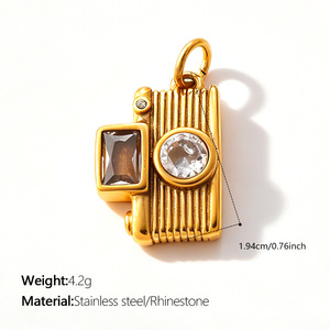 Pendentif Breloque Rétro Dessin Animé en Acier Inoxydable Émaillé, Motifs Rouge à Lèvres, Sourire, Nœud Papillon, pour la Fabrication de Bijoux DIY (Colliers, Bracelets) - Product Image 6