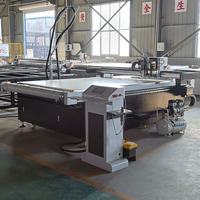 Plotter de Corte CNC de Alta Velocidad Yuchen para la Fabricación de Muestras de Ropa, Suministro Directo de Fábrica