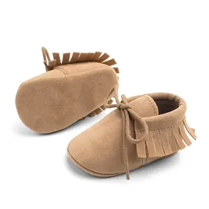 Zapatos con estampado de logotipo personalizado para bebé, mocasines con borla de cuero de color, suela suave, para 0 a 12M