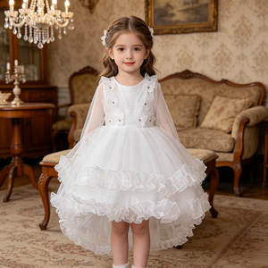Abito <span class=keywords><strong>da</strong></span> <span class=keywords><strong>bambina</strong></span> bianco con coda asimmetrica, in tulle a strati con volant e perline a <span class=keywords><strong>farfalla</strong></span>, per damigelle e feste - Product Image 6