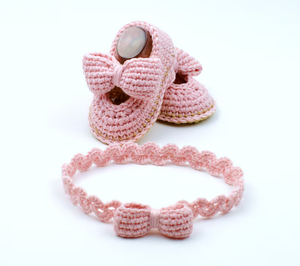 Gehäkelte Babyschuhe mit Schleife, Krabbelschuhe für Kleinkinder, weiche Babyschuhe, Geschenkset - Product Image 1