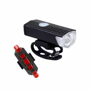 Kit d'éclairage de vélo résistant aux intempéries avec lampes LED avant et arrière pour une visibilité accrue et une autonomie de batterie longue durée - Product Image 6