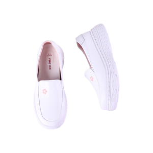 2024 nuovo accetta <span class=keywords><strong>scarpe</strong></span> da <span class=keywords><strong>lavoro</strong></span> ospedaliere impermeabili comode e scivolose in pelle bovina personalizzate - Product Image 2