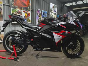 Moto <span class=keywords><strong>électrique</strong></span> d'<span class=keywords><strong>occasion</strong></span> 72V 32A 4000W Kawasaki Little Ninja V6 Moto tout-terrain Moto de <span class=keywords><strong>course</strong></span> Moto de rue - Product Image 4