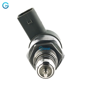 Regulador de Presión de Inyección de Combustible para Automóviles 0281006075 para Audi VW 0281006074 057130764AB 057130764AA - Product Image 3