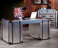 Bureau Industriel Vintage Américain Style Loft avec Aile Métallique d'Aviateur – Mobilier Industriel pour Bureau