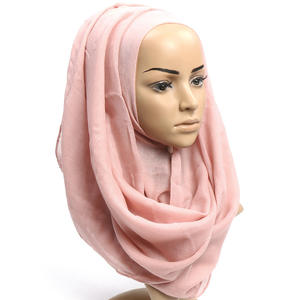 Bufandas de algodón viscoso para mujer, Hijab musulmán, 36 colores, 2021, venta al por mayor - Product Image 1