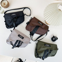 2024 nuevo bolso de hombro para niños estilo coreano hermoso bolso cruzado de sillín para niños bolso de tendencia de moda