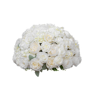 Boules de fleurs artificielles blanches pour l'affichage de fenêtre de guide de route d'arrangement de lieu de mariage; Nouvel An Halloween Graduation Décoratif - Product Image 1