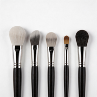 Ensemble de pinceaux plats professionnels de luxe de haute qualité en poils d'animaux avec manche en bois pour le maquillage du visage, options véganes, pour centre de beauté et usage domestique