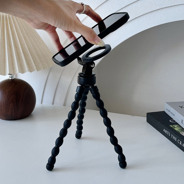 For MAGSAFE Magnetic Phone Holder Universal Tripod Octopus Flexible Shooting Stand for Photos and Videos