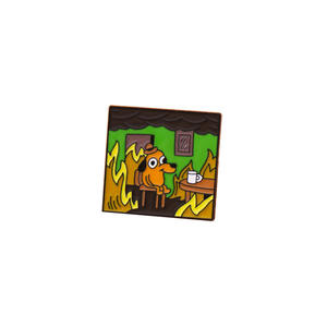 Broche de <span class=keywords><strong>esmalte</strong></span> <span class=keywords><strong>amarillo</strong></span> de moda <span class=keywords><strong>con</strong></span> diseño de perro de dibujos animados de anime y texto 'This Is Fine', <span class=keywords><strong>con</strong></span> motivos de animales y llamas, para bolsos, mochilas y como joyería - Product Image 6
