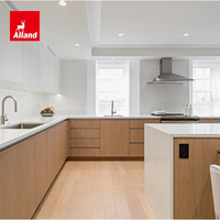 Meubles de cuisine Alland Modular New Model Canada, armoires murales peintes en blanc, placage bois personnalisé pour petites pièces.