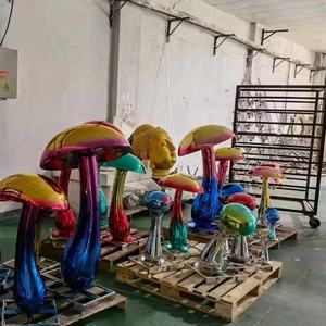 Sculptures champignons en acier inoxydable poli à la main sur mesure couleurs dégradées galvanisées pour l'artisanat en métal de la cour du parc - Product Image 1