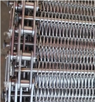 Bande transporteuse en treillis métallique en acier inoxydable haute température de qualité alimentaire pour fours de transformation alimentaire, fours à grains et récolteuses de pommes de terre