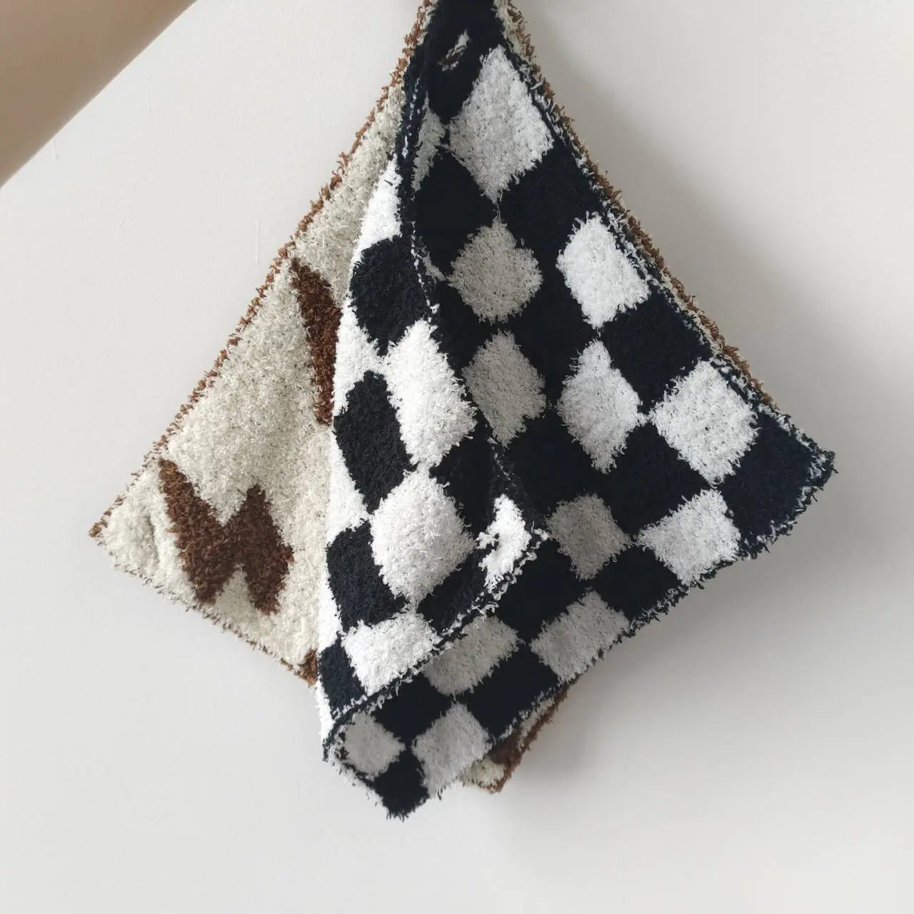 Patrón personalizado de lana chupete agujero suave dormir recién nacido bebé mini manta pañuelo