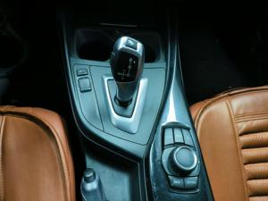 Hatchback Deportivo Premium <span class=keywords><strong>Usado</strong></span>: <span class=keywords><strong>BMW</strong></span> <span class=keywords><strong>116i</strong></span> Sport Line 2012, 1.6T Turbo y Tracción Trasera, Importado, Divertido de Conducir - Product Image 5