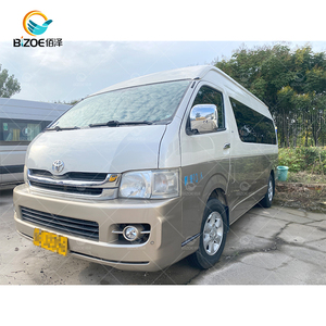 Hiace d'occasion <span class=keywords><strong>2022</strong></span>, 15 places, diesel, conduite à gauche, boîte manuelle, turbo, sièges en cuir, intérieur clair, mini-bus - Product Image 2