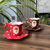 Ensemble de tasses en céramique sous glaçure peintes à la main motif champignon avec soucoupe – Design créatif et mignon pour café, latte art et lait – Cadeau pour la maison