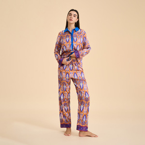 Ensemble de pyjama long en satin et mousseline respirant et thermique, grande taille, pour festivals culturels et vacances - Product Image 4