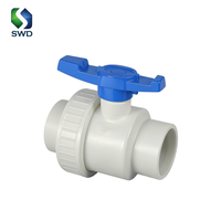 Válvula de bola SWD White UPVC SCH80 ASTM Estándar 2 pulgadas 1 ''NPT PVC Válvula de bola de doble unión Valvula De Bola PVC Blanco Union Doble.