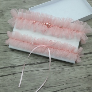 Ensemble de jarretière de mariée en tulle fait à la main avec embellissement de perles porte-jarretelles de mariage en gros - Product Image 4