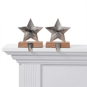 Support de chaussettes de Noël pour cheminée Silver Star, lot de 2, base en bois moderne, décoration de Noël, prix abordable, designs personnalisables acceptés - Product Image 1