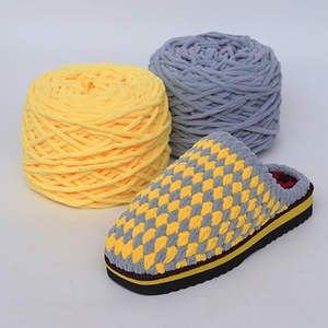 Vasto Stock colorato premium poliestere ciniglia chunky <span class=keywords><strong>yan</strong></span> per maglieria <span class=keywords><strong>a</strong></span> mano - Product Image 2