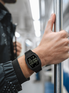 นาฬิกาข้อมือดิจิตอล <span class=keywords><strong>TOMI</strong></span> T230 รุ่นใหม่มาแรง ดีไซน์หน้าปัดสี่เหลี่ยมเรียบง่าย สายหนัง ปรับแต่งได้ นาฬิกาสปอร์ตอิเล็กทรอนิกส์ระดับพรีเมียมสำหรับผู้ชาย - Product Image 6