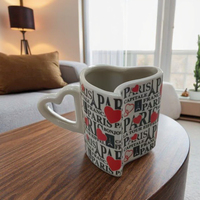 Ensemble de tasses en céramique en forme de cœur Cadeau de Saint-Valentin pour les couples Offre d'usine populaire de vente transfrontalière efficace à bas prix