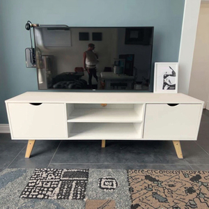 Présentoirs TV LCD modernes 40 50 55 pouces Pieds <span class=keywords><strong>de</strong></span> table en bois <span class=keywords><strong>blanc</strong></span> pour meubles <span class=keywords><strong>de</strong></span> salon modernes pour hôtels - Product Image 3