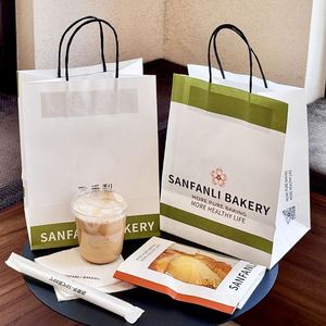 ถุงกระดาษคราฟท์สำหรับใส่ขนมปังอบ ทาร์ตไข่ ขนมหวาน แบบสั่งทำพิเศษ พร้อมพิมพ์โลโก้ ชุดครบ - Product Image 1