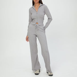 ชุดสเวตเตอร์ถักคอกลม2ชิ้นสำหรับผู้หญิงชุดเสื้อสเวตเตอร์ถักกางเกงขากว้างสำหรับผู้หญิงสีทึบ - Product Image 1