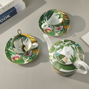 Ensemble de 4 assiettes et tasses en porcelaine fine, motif forêt tropicale royale européenne, collection de luxe, vente chaude - Product Image 6