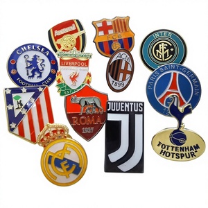 Insignia <span class=keywords><strong>de</strong></span> Fútbol del AC Milan, Chelsea, Inter <span class=keywords><strong>de</strong></span> Milán, Tottenham, <span class=keywords><strong>Roma</strong></span>, Brasil, Escudo Redondo Ovalado Conmemorativo - Product Image 1