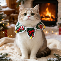 Cadeau de Noël pour animaux de compagnie : Écharpe triangulaire tissée à la main, Collier à fleurs artificielles, Accessoire de serviette anti-bave tricotée, Collier de cou, Bavoir