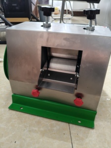 Hot Sale Motor Operated 304 Stainless Steel <b>Juice</b> Extractor Sugarcane Juicer <b>Machine</b> 0.35kW 220/380V Easy to Operate - Product Image 3