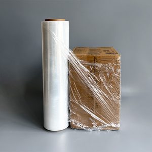 Película Estirable Transparente de LLDPE de Buena Calidad, Envoltura Protectora para Palés, Tecnología de Fundición, Impermeable, para Uso en Supermercados y Tiendas de Abarrotes - Product Image 1