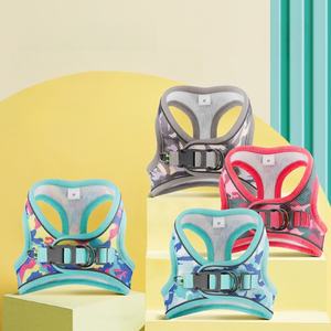 Conjunto de arnés de neopreno ligero para perros <span class=keywords><strong>Collar</strong></span> de chaleco reflectante para mascotas con bolsa de transporte de caca con estampado de camuflaje para gatos incluidos - Product Image 4