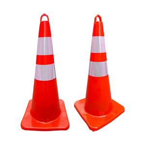 28 Inch Reflective <b>Road</b> Safety <b>Cone</b> Built‑in Handle PVC Plastic Warning Mini Traffic <b>Cone</b> For Traffic Control - Product Image 4
