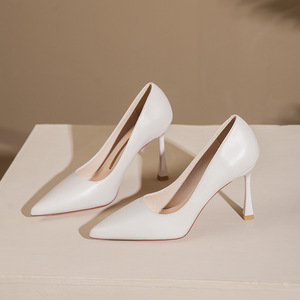 6682-A1 Pointed Toe Stiletto Heel Pumps High Heel 5cm-8cm Leather Lining <b>Rubber</b> Outsole Office Shoes Comfort Gold <b>Edge</b> Trim - Product Image 2